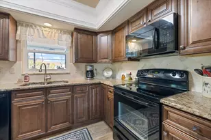 615 Sugarwood Dr, Venice, FL 34292 - Photo 15