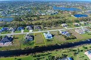 687 Rotonda Cir, Rotonda West, FL 33947 - Photo 1