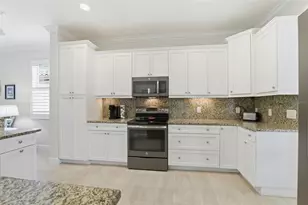 127 Nolen Dr, Venice, FL 34292 - Photo 3