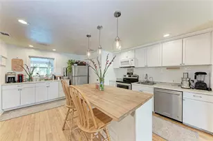 2349 Hyde Park St, Sarasota, FL 34239 - Photo 11