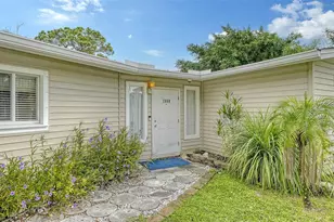 1560 Poinciana Rd, Venice, FL 34293 - Photo 3