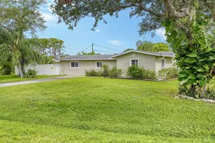 1560 Poinciana Rd, Venice, FL 34293 - Photo 33