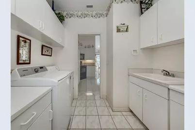 1402 Brenner Park Drive, Venice, FL 34292 - Photo 17