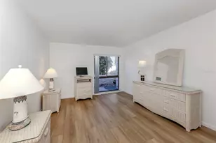 1555 Tarpon Center Dr, Venice, FL 34285 - Photo 21