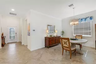 19317 Nearpoint Dr, Venice, FL 34292 - Photo 13