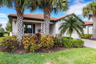 19317 Nearpoint Dr, Venice, FL 34292 - Photo 41