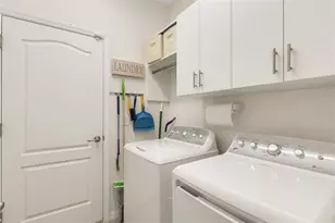 19317 Nearpoint Dr, Venice, FL 34292 - Photo 31