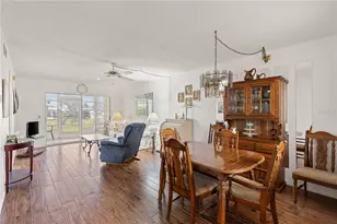 942 Capri Isles Blvd, Venice, FL 34292 - Photo 11