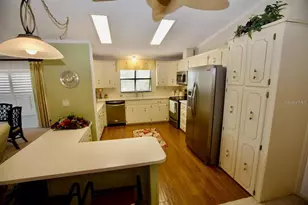 701 S Green Cir, Venice, FL 34285 - Photo 11