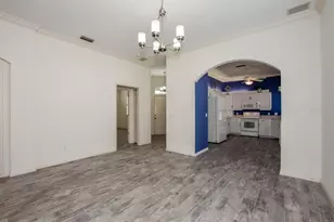 834 Montrose Dr, Venice, FL 34293 - Photo 9