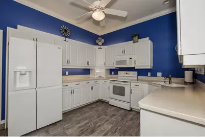 834 Montrose Drive #9, Venice, FL 34293 - Photo 13