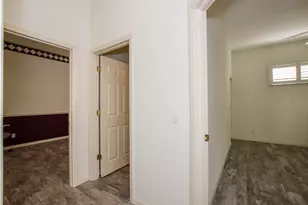 834 Montrose Dr, Venice, FL 34293 - Photo 25