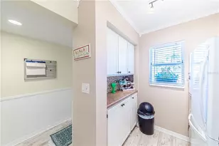 400 Cerromar Circle, Venice, FL 34293 - Photo 5