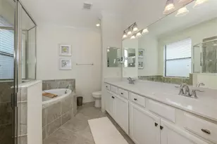 12515 Felice Dr, Venice, FL 34293 - Photo 7