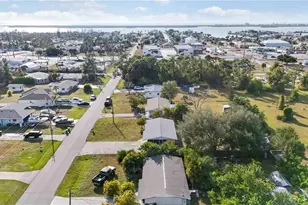 2038 Pennsylvania Ave, Englewood, FL 34224 - Photo 31