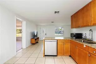 2038 Pennsylvania Ave, Englewood, FL 34224 - Photo 11