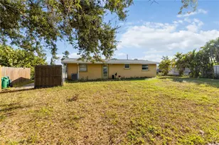 2038 Pennsylvania Ave, Englewood, FL 34224 - Photo 23