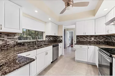 1611 E Cypress Point Drive, Venice, FL 34293 - Photo 9