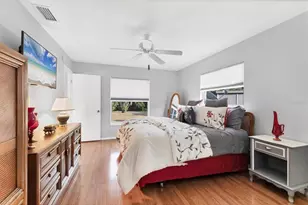 1611 E Cypress Point Dr, Venice, FL 34293 - Photo 17