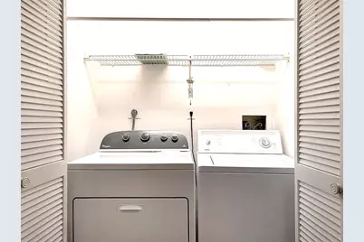 979 Sunridge Drive #114, Sarasota, FL 34234 - Photo 11