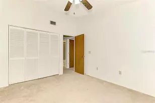 979 Sunridge Dr, Sarasota, FL 34234 - Photo 13