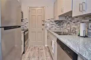 200 The Esplanade N, Venice, FL 34285 - Photo 5