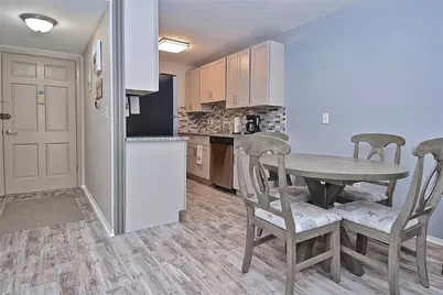 200 The Esplanade N #C19, Venice, FL 34285 - Photo 7