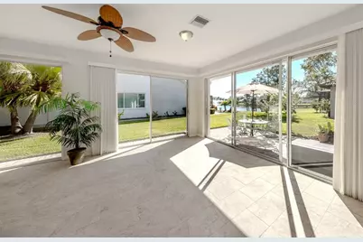 155 Grand Oak Circle, Venice, FL 34292 - Photo 9