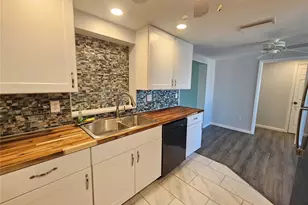 8229 Cypress Rd, Englewood, FL 34224 - Photo 11