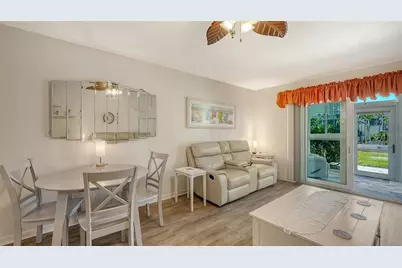 200 The Esplanade N #A2, Venice, FL 34285 - Photo 5