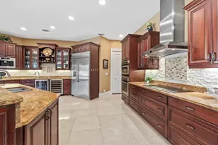 3550 Sarasota Golf Club Blvd, Sarasota, FL 34240 - Photo 17