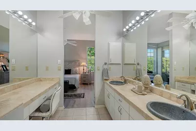 538 Catalina Isles Circle, Venice, FL 34292 - Photo 35