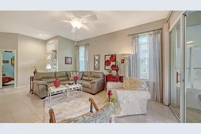 538 Catalina Isles Circle, Venice, FL 34292 - Photo 7