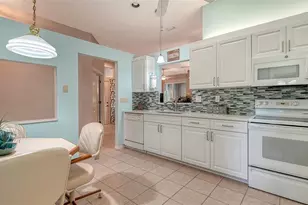 538 Catalina Isles Cir, Venice, FL 34292 - Photo 15