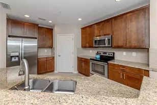 141 Bella Vista Terrace, North Venice, FL 34275 - Photo 11