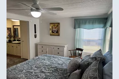 922 Cortina Boulevard, Venice, FL 34285 - Photo 37