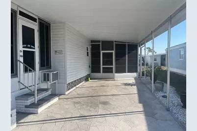 922 Cortina Boulevard, Venice, FL 34285 - Photo 5