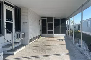 922 Cortina Blvd, Venice, FL 34285 - Photo 5