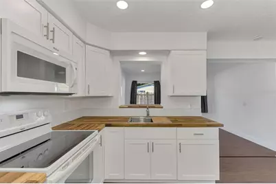 3774 Wake Avenue, Sarasota, FL 34240 - Photo 15