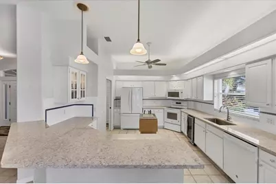 446 Pinewood Lake Drive, Venice, FL 34285 - Photo 27