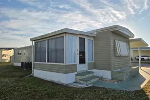 476 Boxwood Dr, Venice, FL 34285 - Photo 3