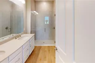 209 Ibiza Loop, Venice, FL 34292 - Photo 5