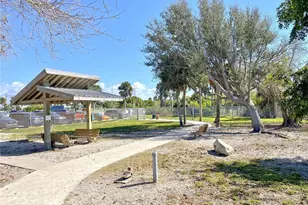 431 Villas Dr, Venice, FL 34285 - Photo 91