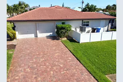 431 Villas Drive, Venice, FL 34285 - Photo 5