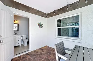 431 Villas Dr, Venice, FL 34285 - Photo 31