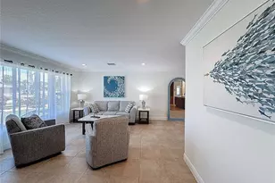 431 Villas Dr, Venice, FL 34285 - Photo 9