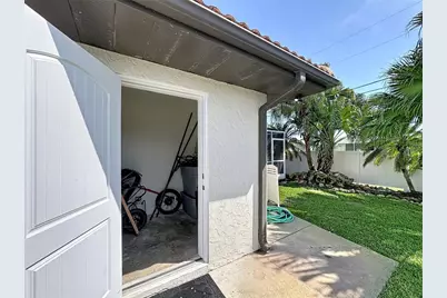 431 Villas Drive, Venice, FL 34285 - Photo 67