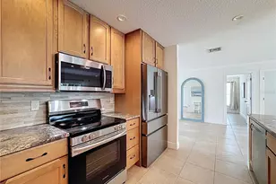 431 Villas Dr, Venice, FL 34285 - Photo 19