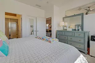 1749 Fountain View Cir, Venice, FL 34292 - Photo 27