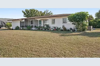 300 Gardenia Road, Venice, FL 34293 - Photo 5